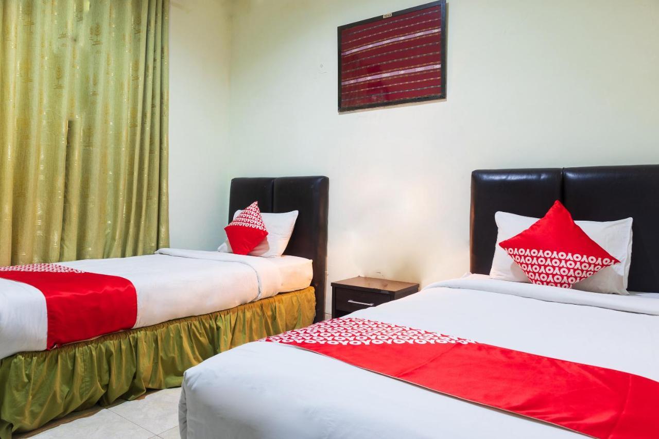 Super Oyo 1682 Greenia Hotel Kupang  Exterior foto