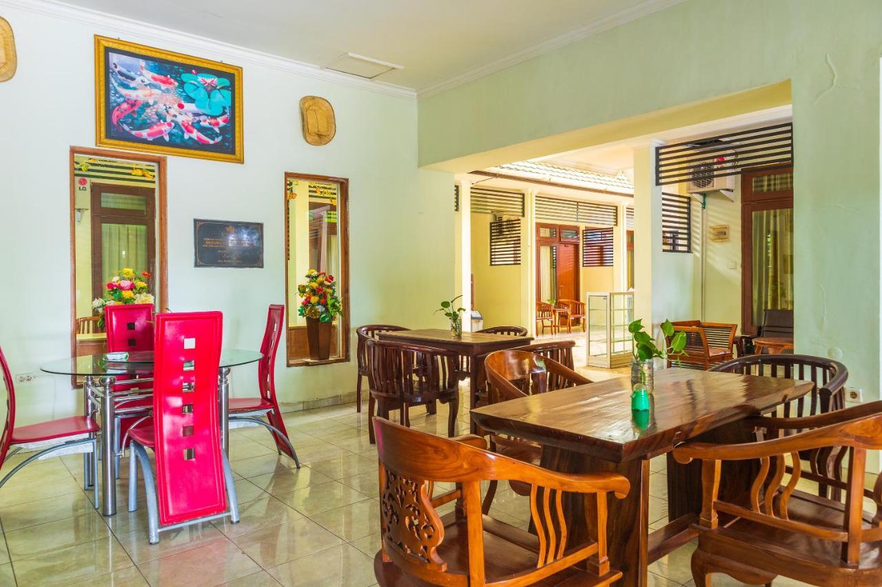 Super Oyo 1682 Greenia Hotel Kupang  Exterior foto